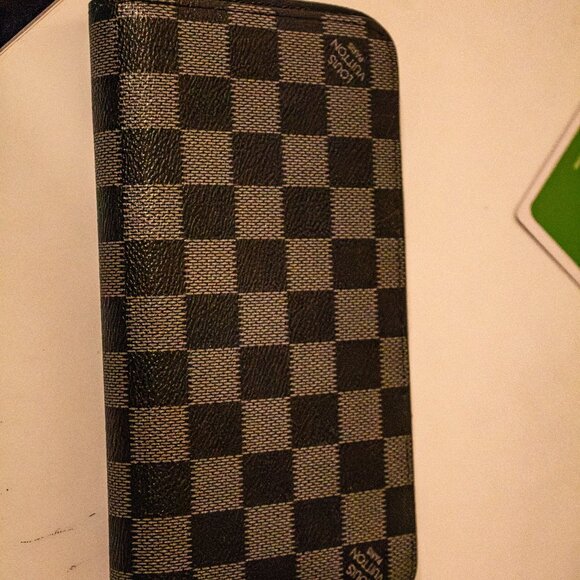 Louis Vuitton Damier Graphite Clutch - Picture 1 of 8